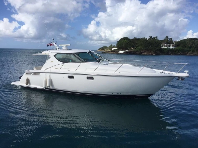 Моторная яхта Tiara 5 &mdash; Sparks Life Worldwide