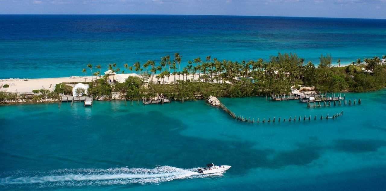 Зображення для статті: 5 best places to order the yacht in the Bahamas