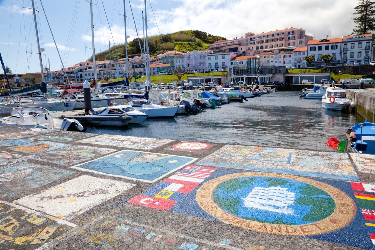 о. Фаял (Horta) – о. Сан-Джорджі (Sao Jorge isl. “Port Velas”)