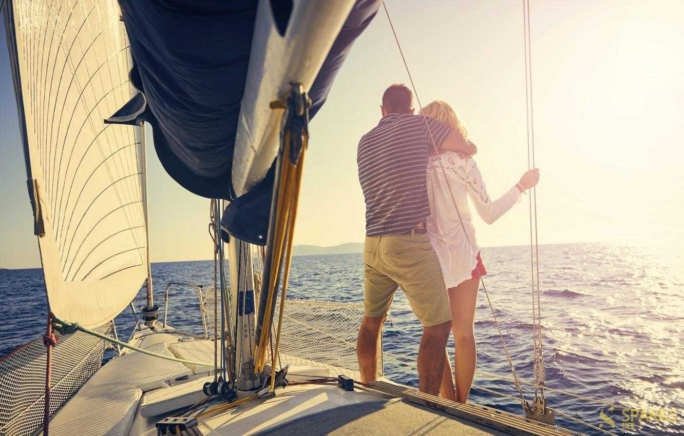 Зображення для статті: Как устроить удивительный вечер на яхте