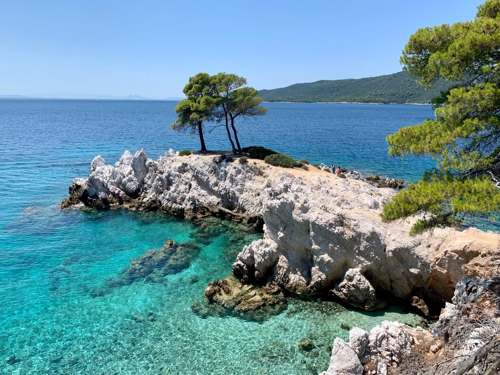 Скопелос - Трікеріон